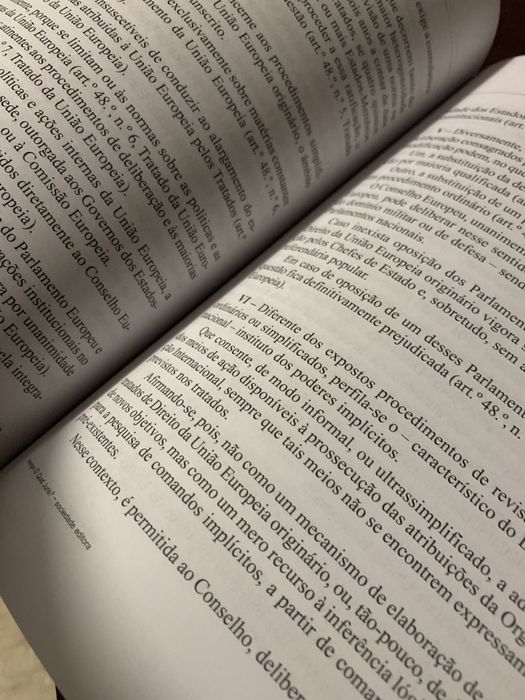 Livro de introdução ao direito