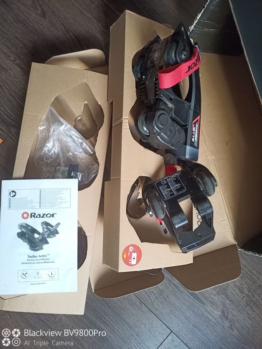 rolki elektryczne Razor Turbo Jetts - 2szt.