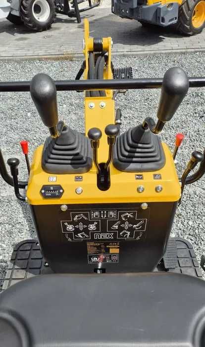 KOPARKA Mini koparka NOWA GWARANCJA gąsienicowa 8.6KM 306cm³ NANO