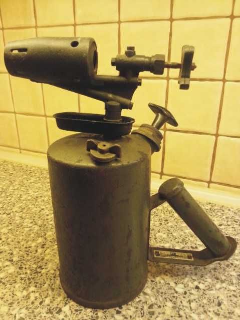 stara czeska lutlampa