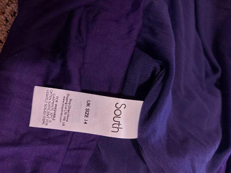 Wieczorowa sukienka z siateczką 40-42 cekinami   wzmacniająca brzuch p