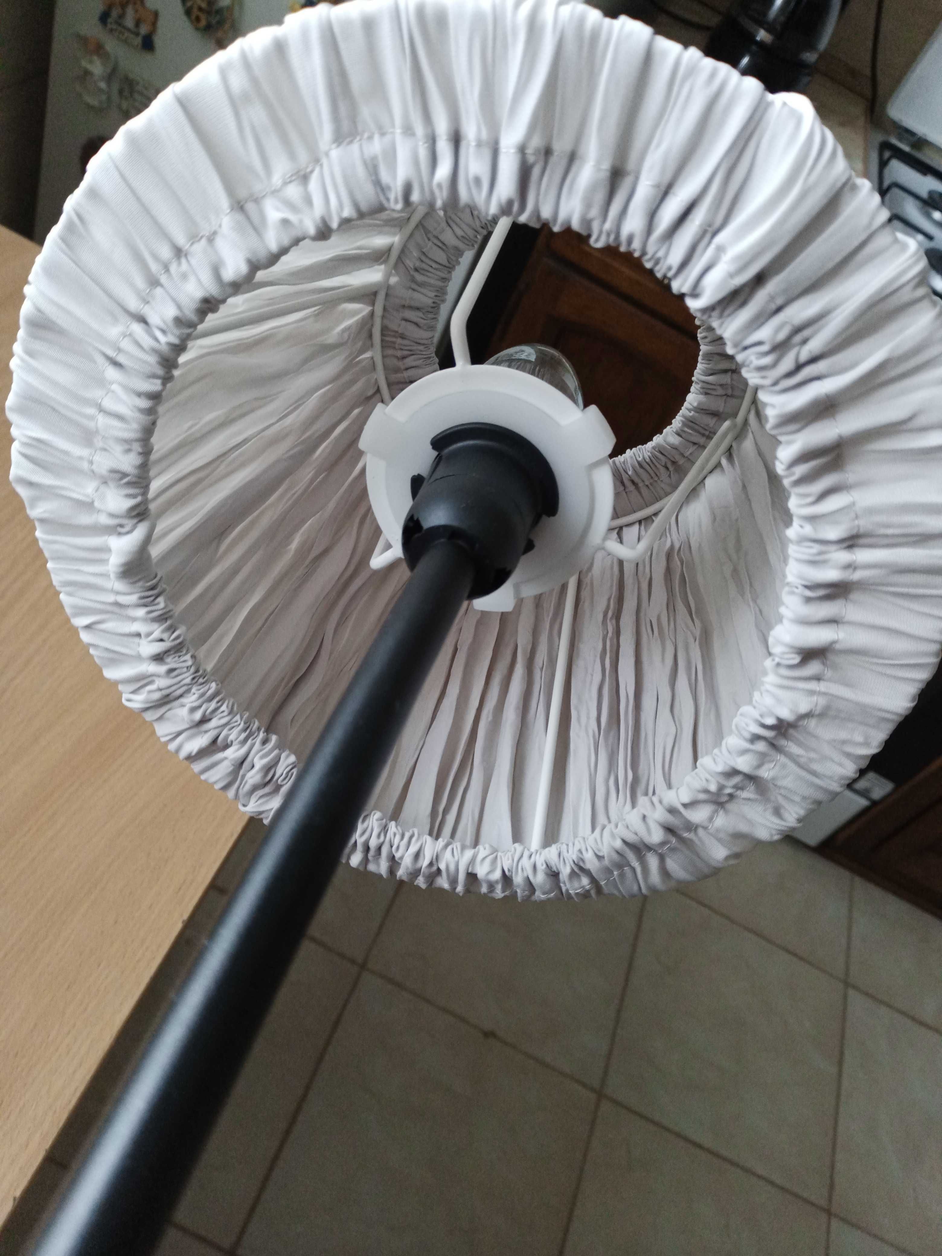 Lampka nocna stołowa IKEA Grundton