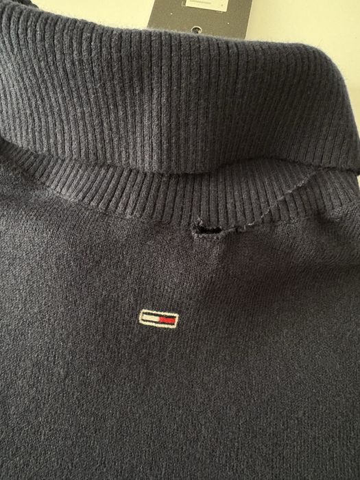 Granatowy golf Tommy Jeans M z wadą