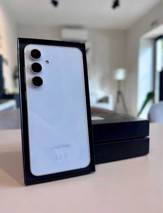 Mega okazja! Samsung Galaxy S24FE 128 GB – faktura VAT 23%, gwarancja!