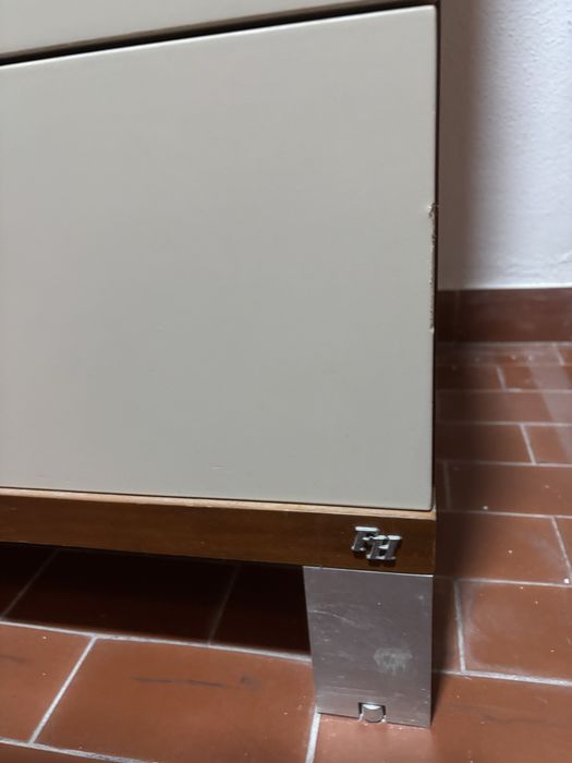 Movel + quatro vitrines c/ vidro fosco