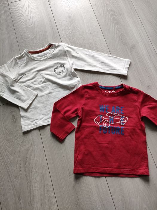 Ubranka dla chłopca w rozmiarze 86, koszulki, śpiochy, body