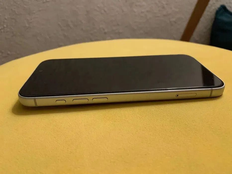 iPhone 17 Pro Max - Silver