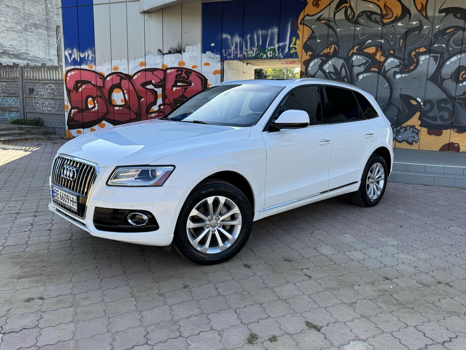 Audi Q5 2015 /рідна фарба\