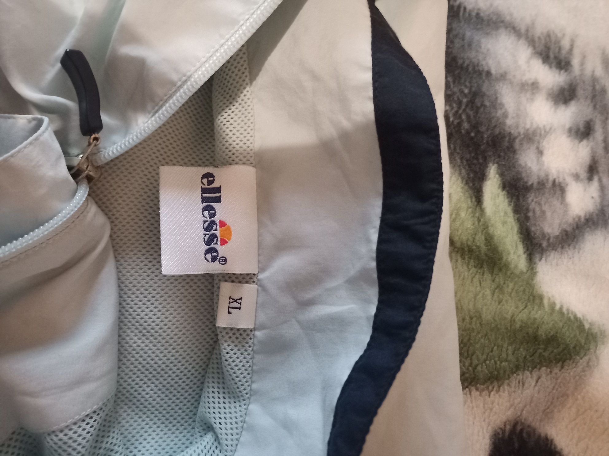 Анорак ellesse XL
