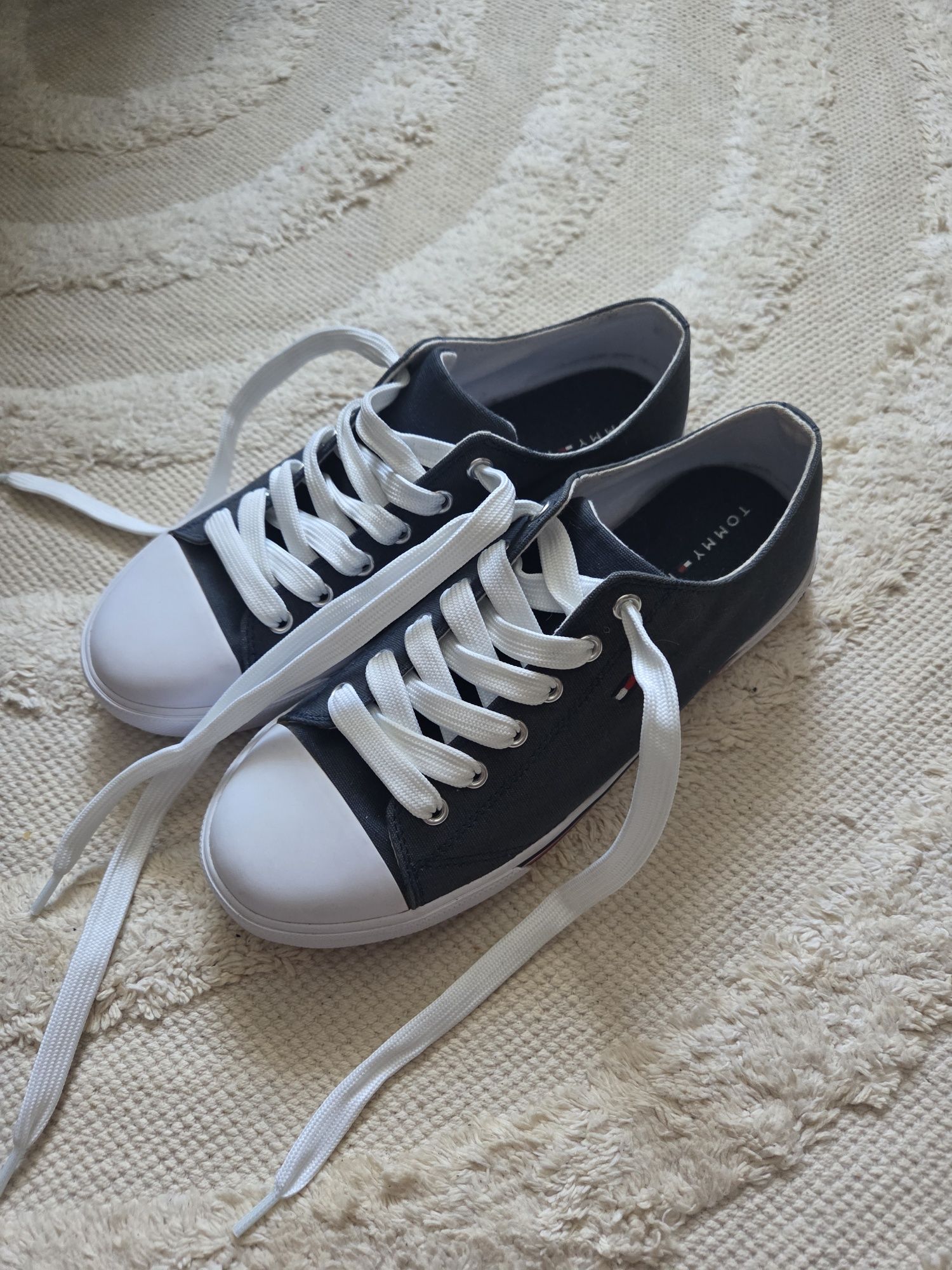 Trampki Tommy Hilfiger rozmiar 36