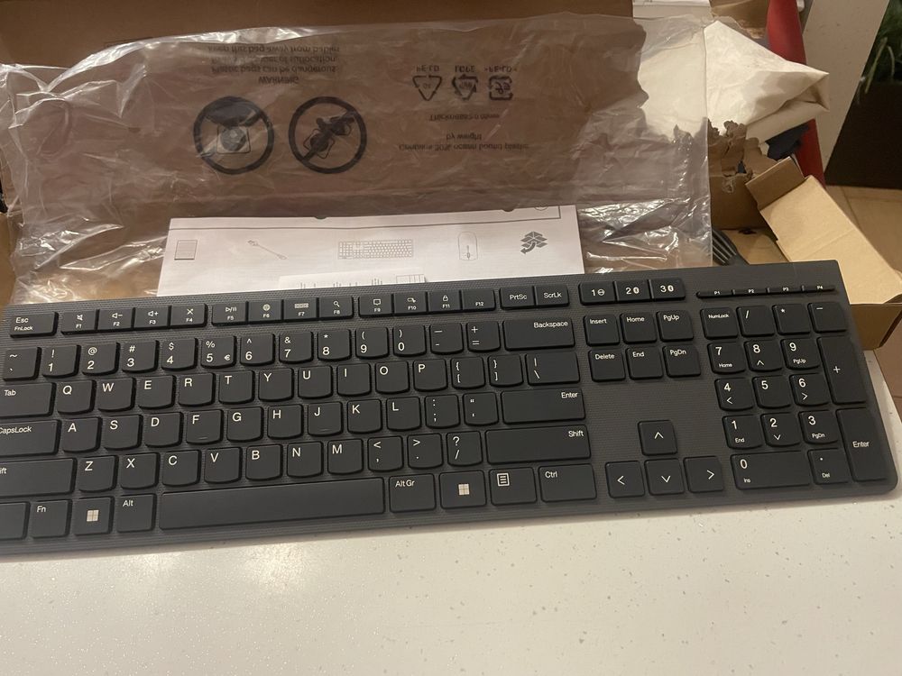 Klawiatura bezprzewodowa lenovo professional