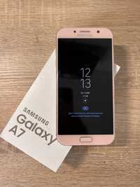 Телефон samsung galaxy A7 в идеальном состоянии с коробкой