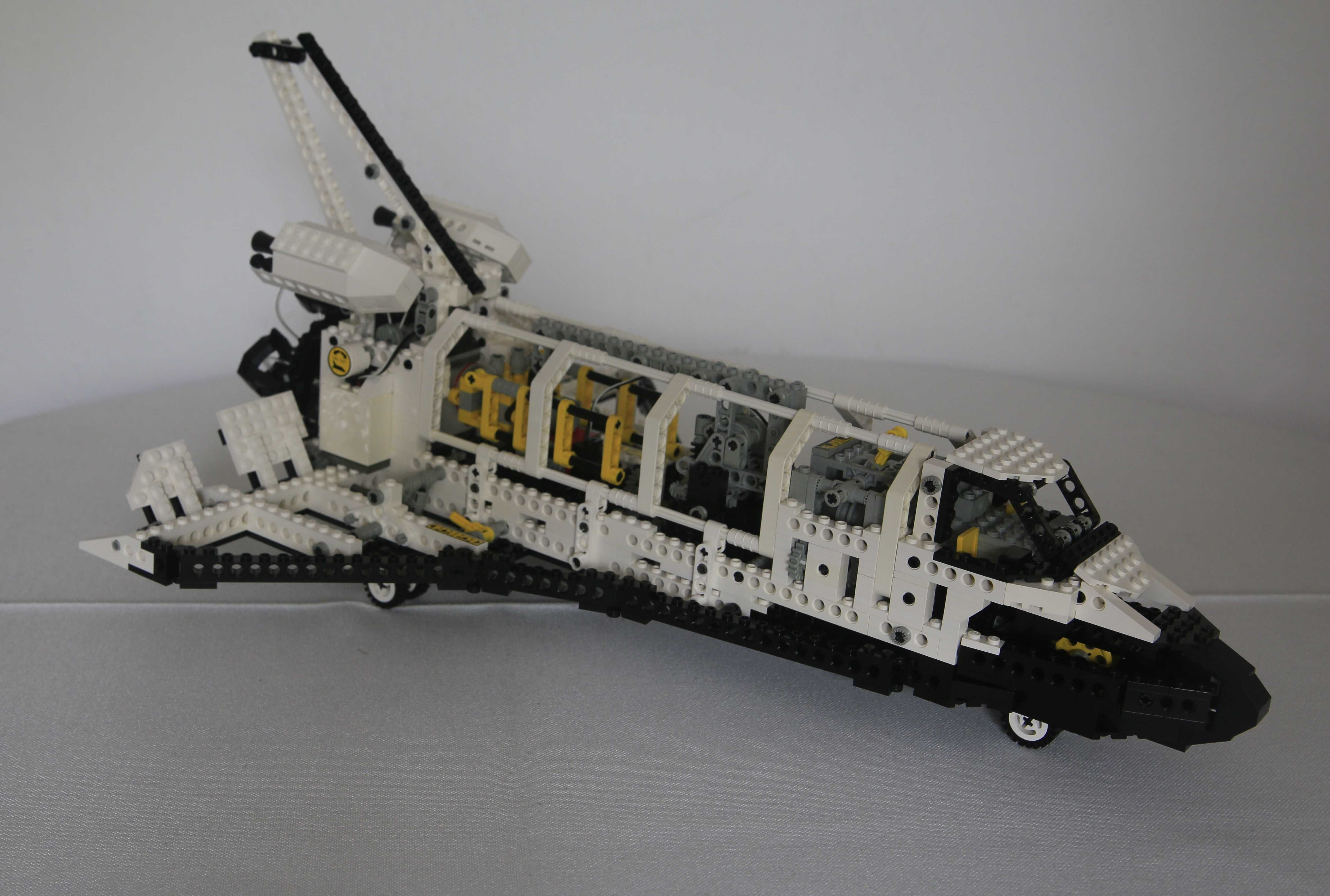 Lego Technic 8480 Space Shuttle / Wahadłowiec