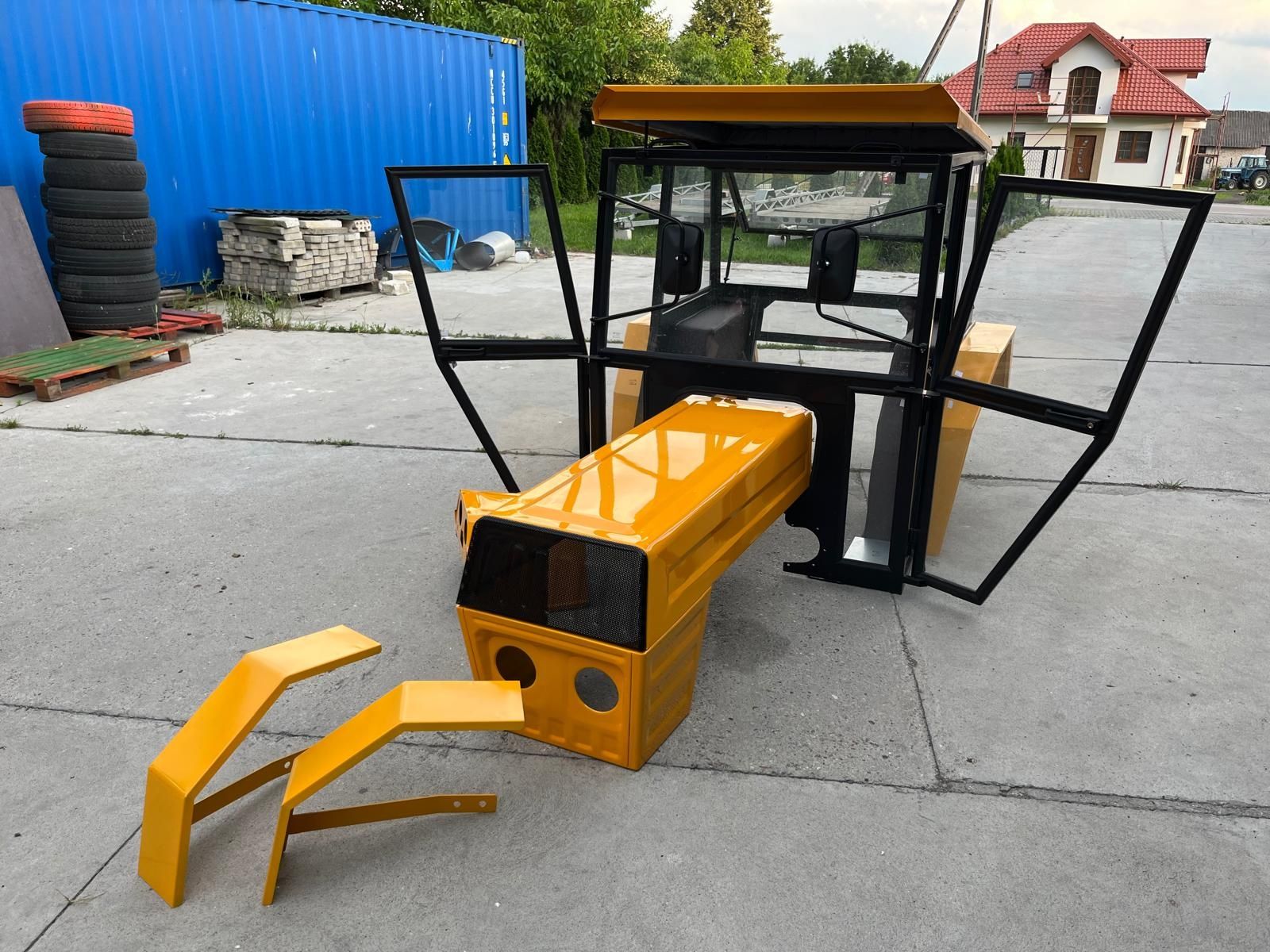 Kabina kabiny ciagnikowe c330 c360 mf t25 bizon transport PROMOCJA