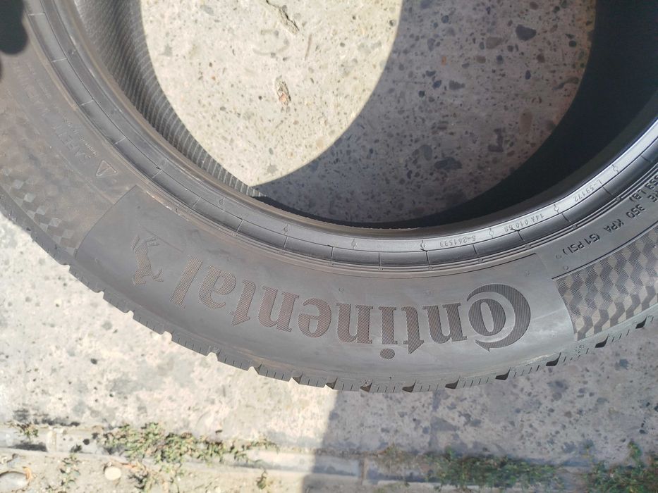 Резина (шини) зимові 215-55-17 Continental з Німечини