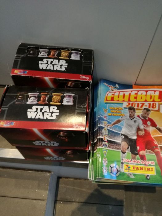 cromos vários e Abatons da coleção star Wars