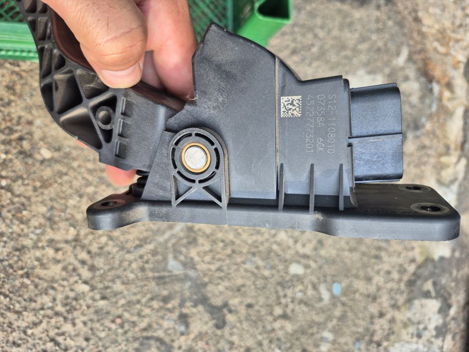 Електрона педаль газу Chery Jaggi