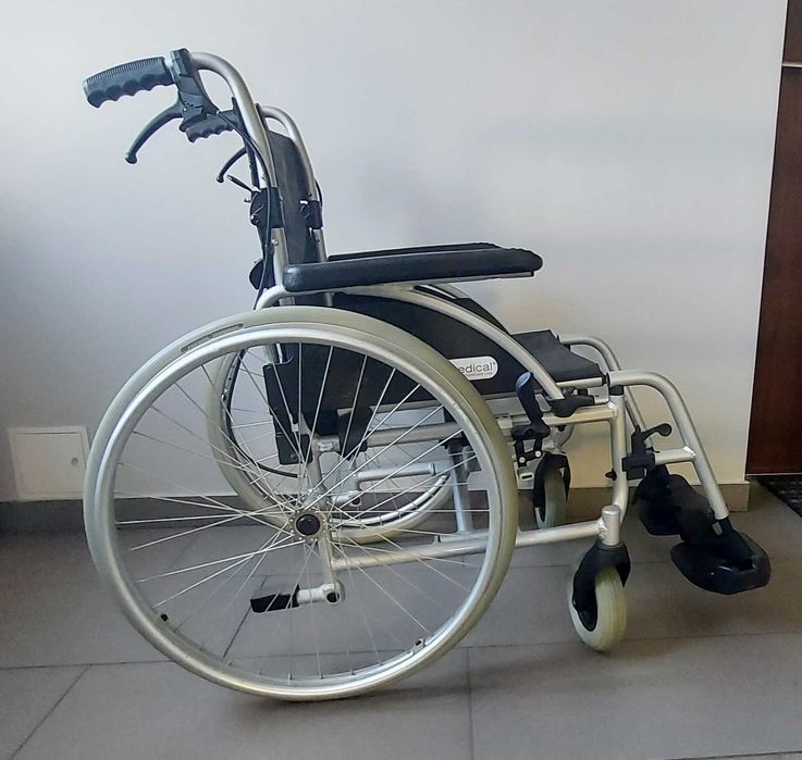 Wózek aluminiowy INWALIDZKI AR-300 NOWY 46cm