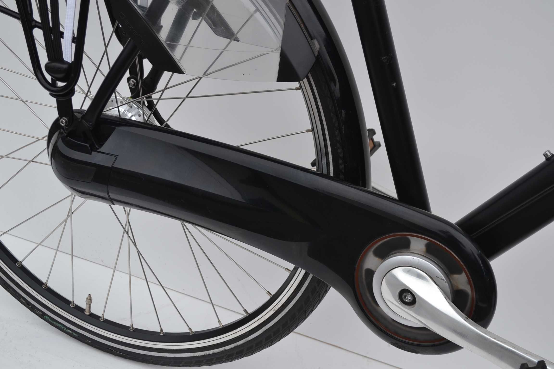 Czarny rower męski alu holenderka Gazelle Paris koła 28 * 61cm
