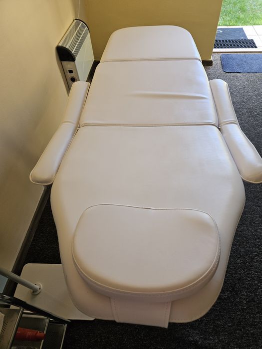 Fotel kosmetyczny hydrauliczny TANIO