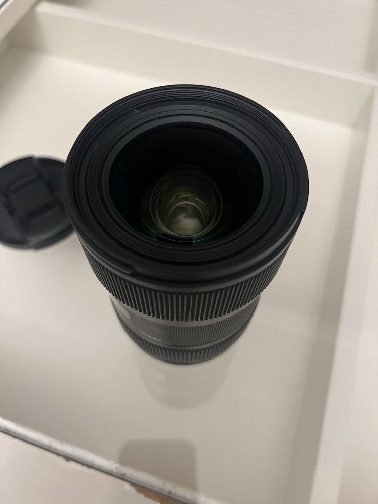 Sigma 18-35 F/1.8 DC HSM Art Cannon