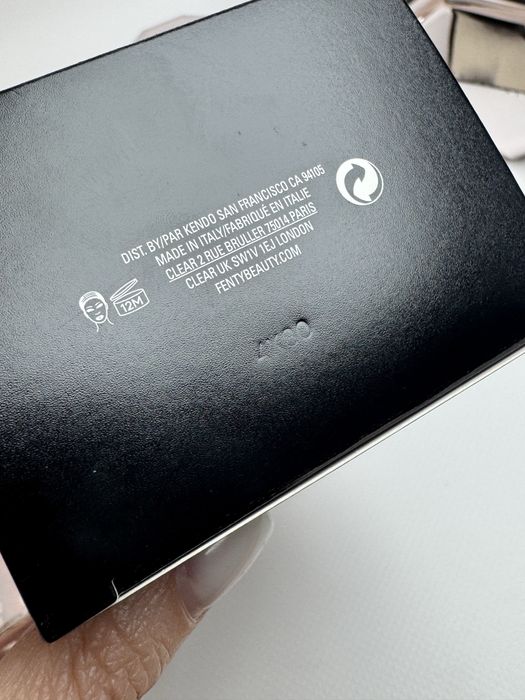 Пудра розсипчаста Fenty Beauty Pro Filt’r 02