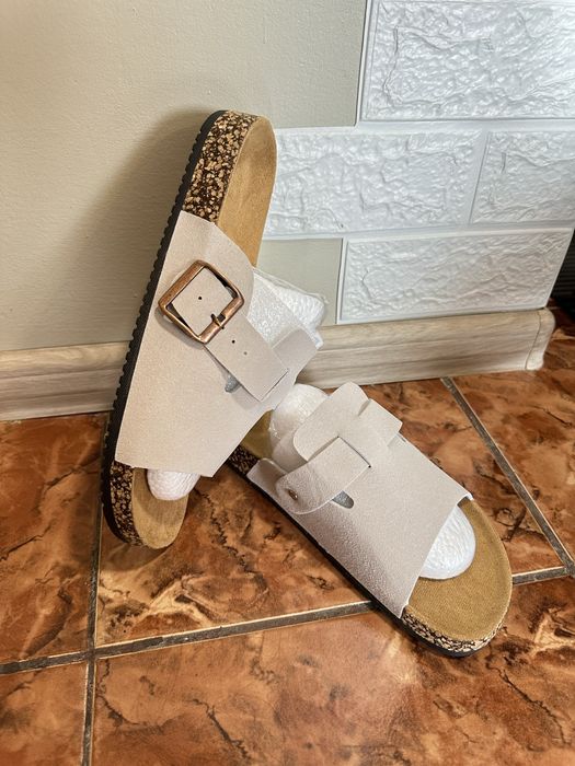 Тапочки босоніжки 40р