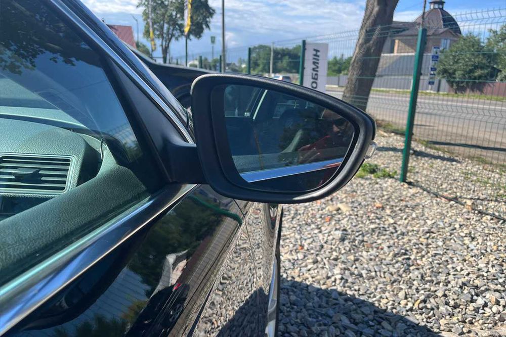 Volkswagen Passat 2011