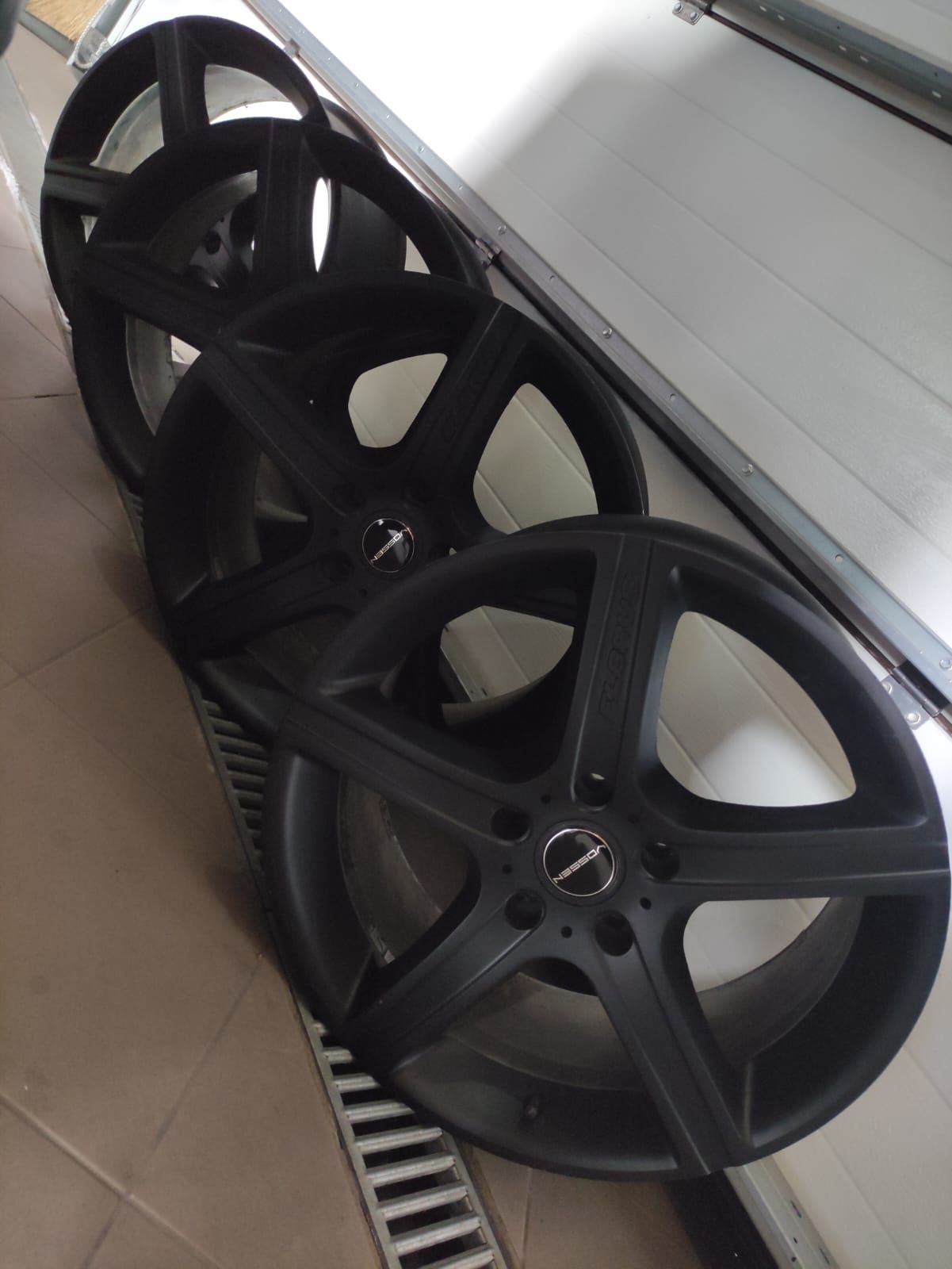 Продам диски Vossen r18