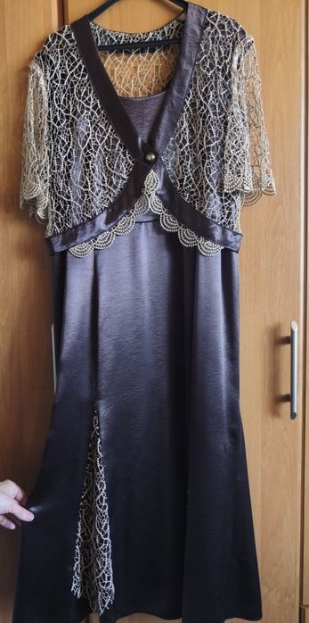 Modesta sukienka i bolerko 486-48