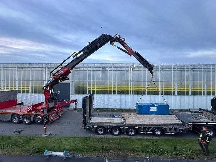 ЗА ЧАС Услуги крана-манипулятора Киев. Надежно! Эвакуатор 24/7