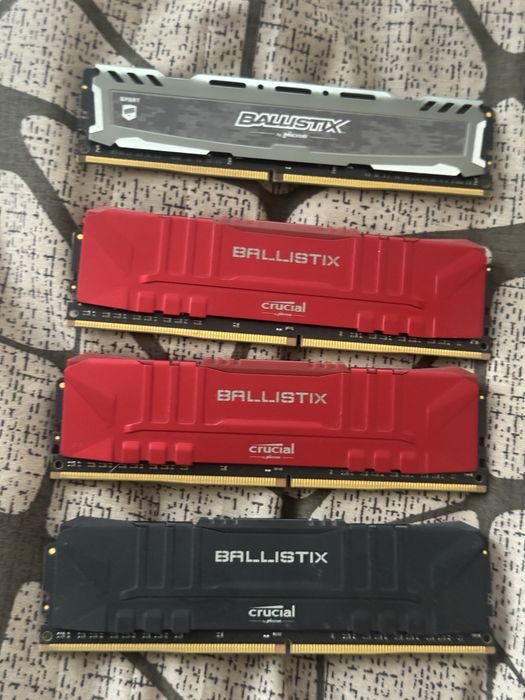 Продам оперативну память 4 планки по 8 gb