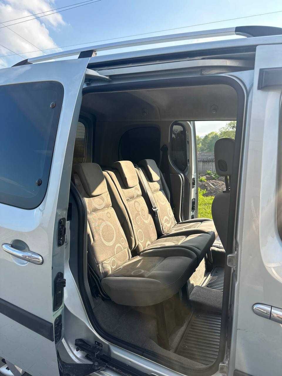 Renault Kangoo оригінальний пасажир 1.5 к9к стан нового авто