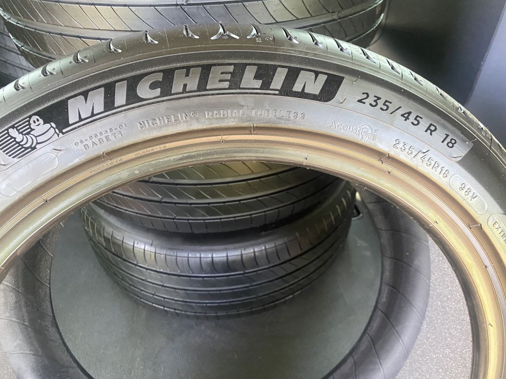 23 рік 235/45 R18 98V(XL) Michelin E primacy (art.2007)