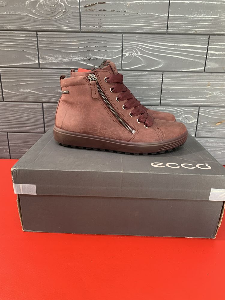 Ecco Жіночі зимові черевики низькі з Gore-Tex 37