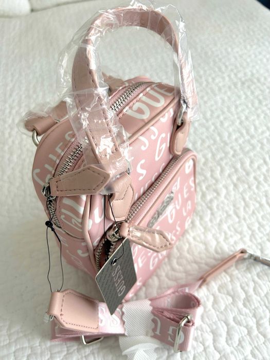 Guess torebka z logo