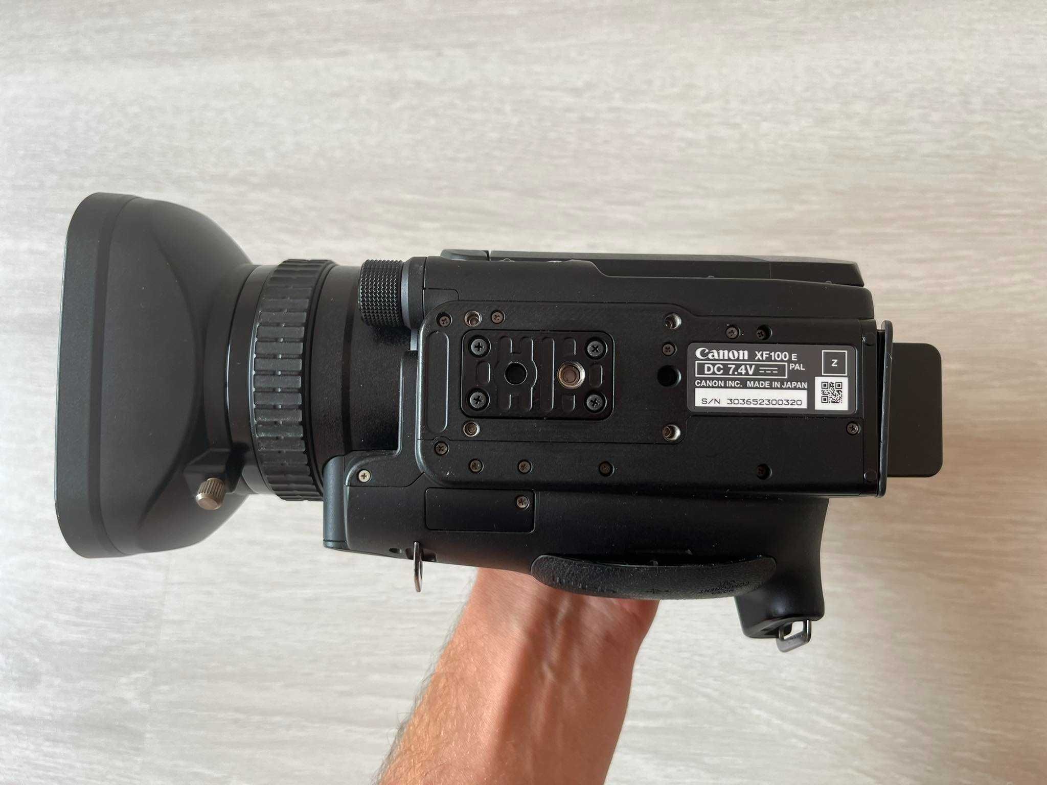 Професійна Відеокамера Canon XF 100