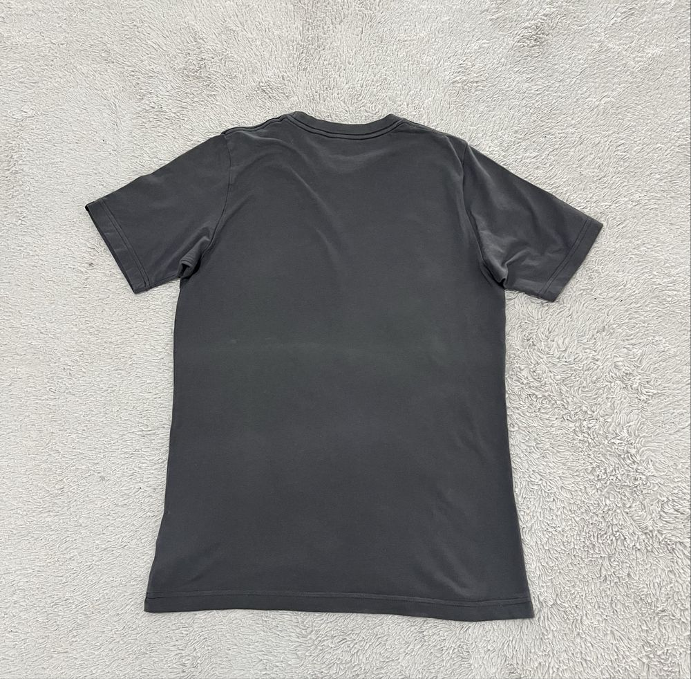 Nike r. M szary meski tshirt