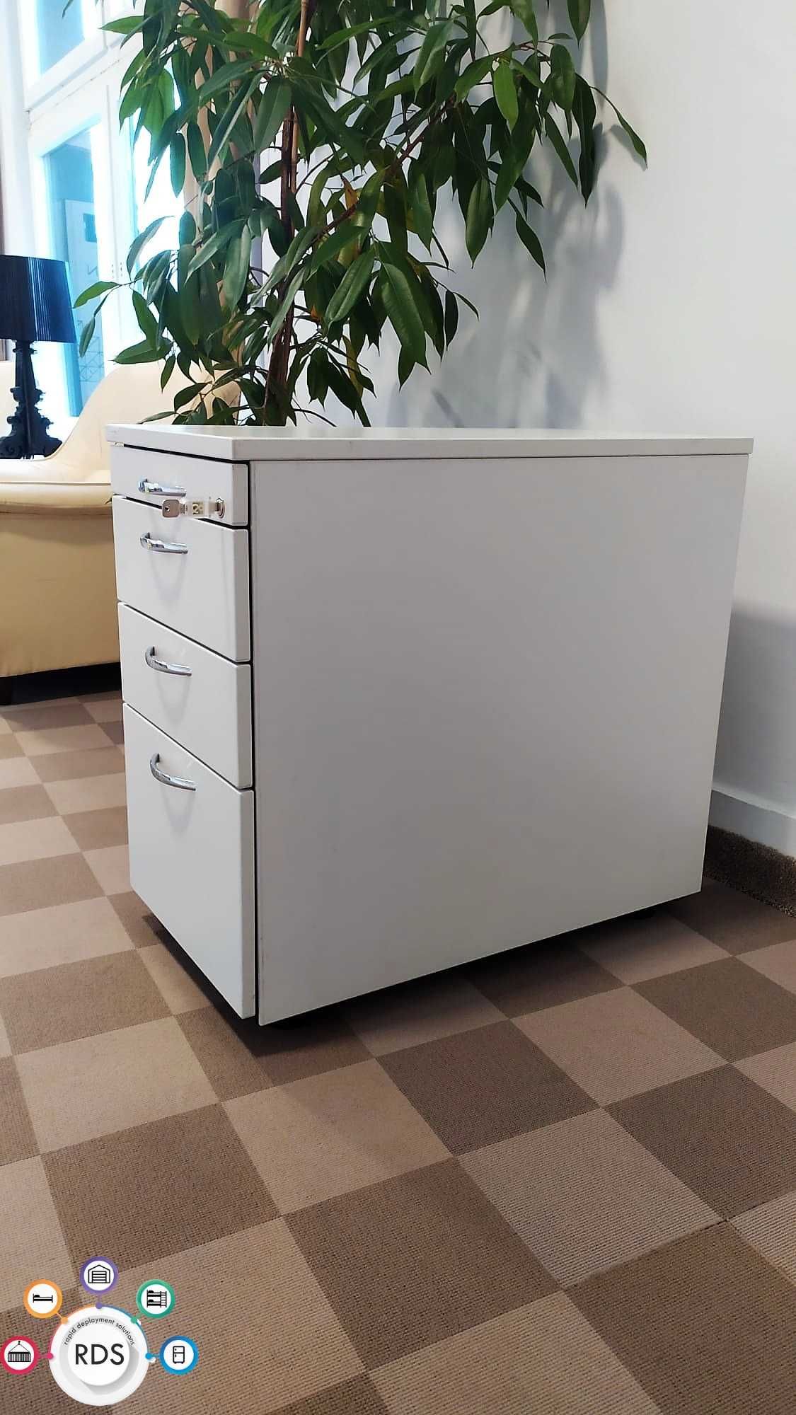 Kontener pod biurko kontenerek z szufladami szafka zamykana na klucz