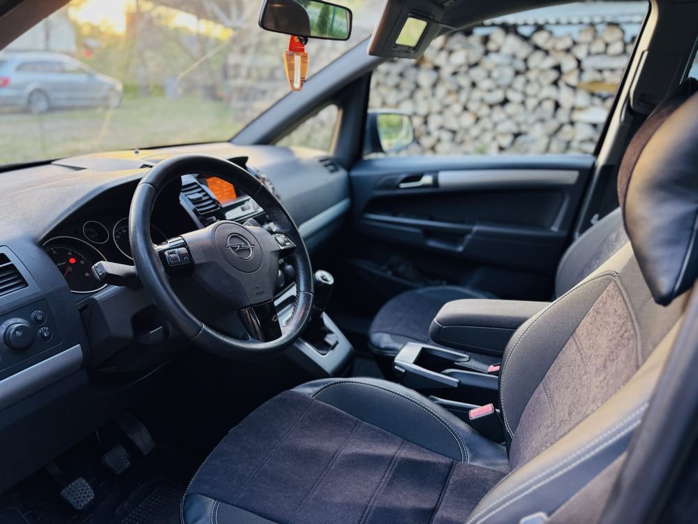 Opel Zafira 2010. 1.7. Dizel