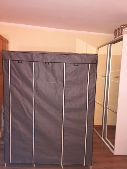 Sprzedam szafę materiałowa