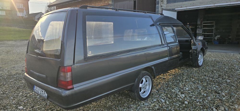 Polonez Bella Karawan