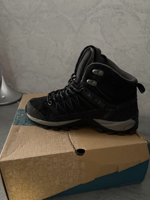 Ботинки зимние. Зима, непромокаемые.В идеальном состоянии.