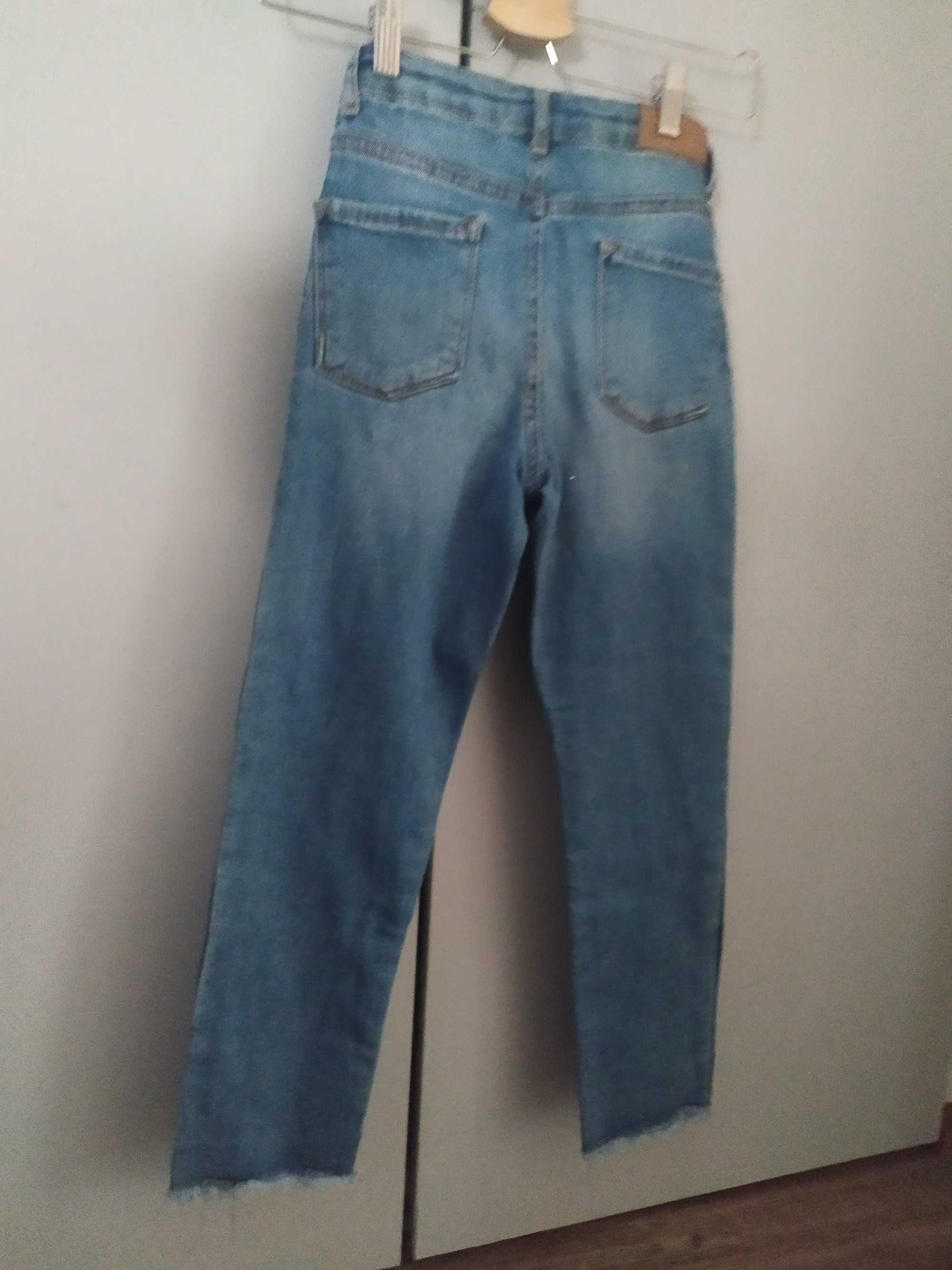 Spodnie jeansowe Zara 134