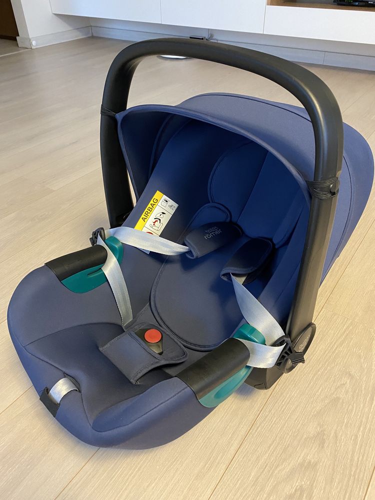 Fotelik nosidełko Britax Romer Baby Safe 3 i-Size