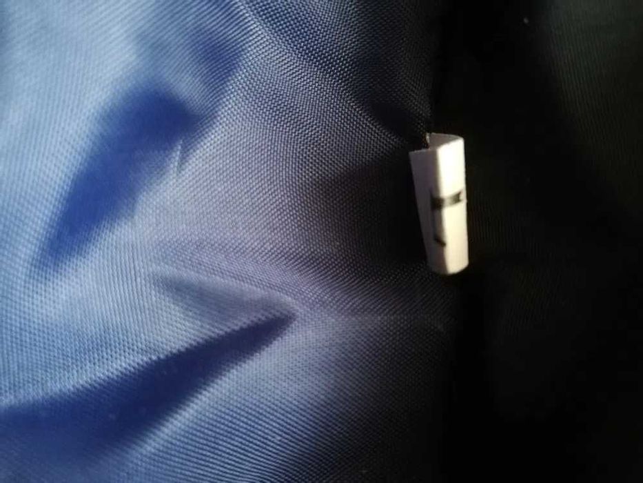 Kurtka zimowa z kapturem , rozm L, granatowa