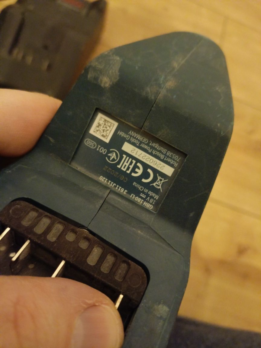 Młotowiertarka akumulatorowa Bosch GBH 180-Li bateria akumulator