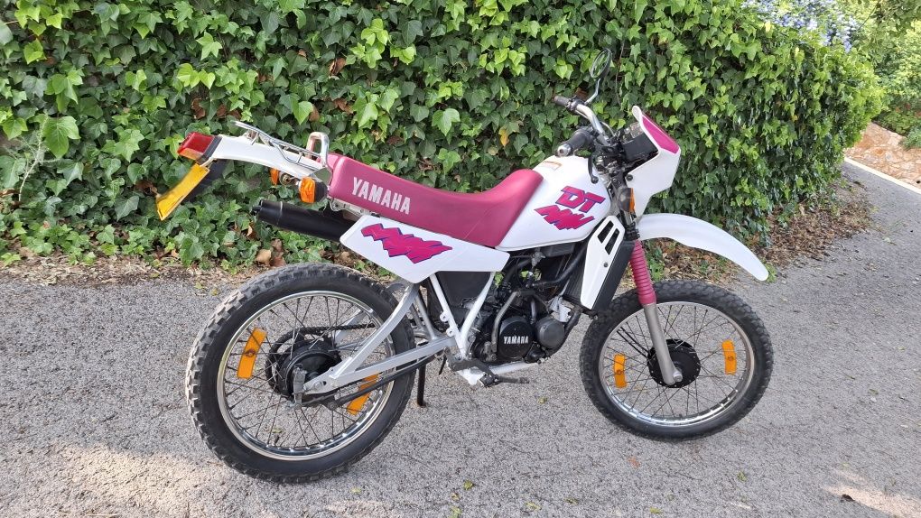 Yamaha DT50LC rosa