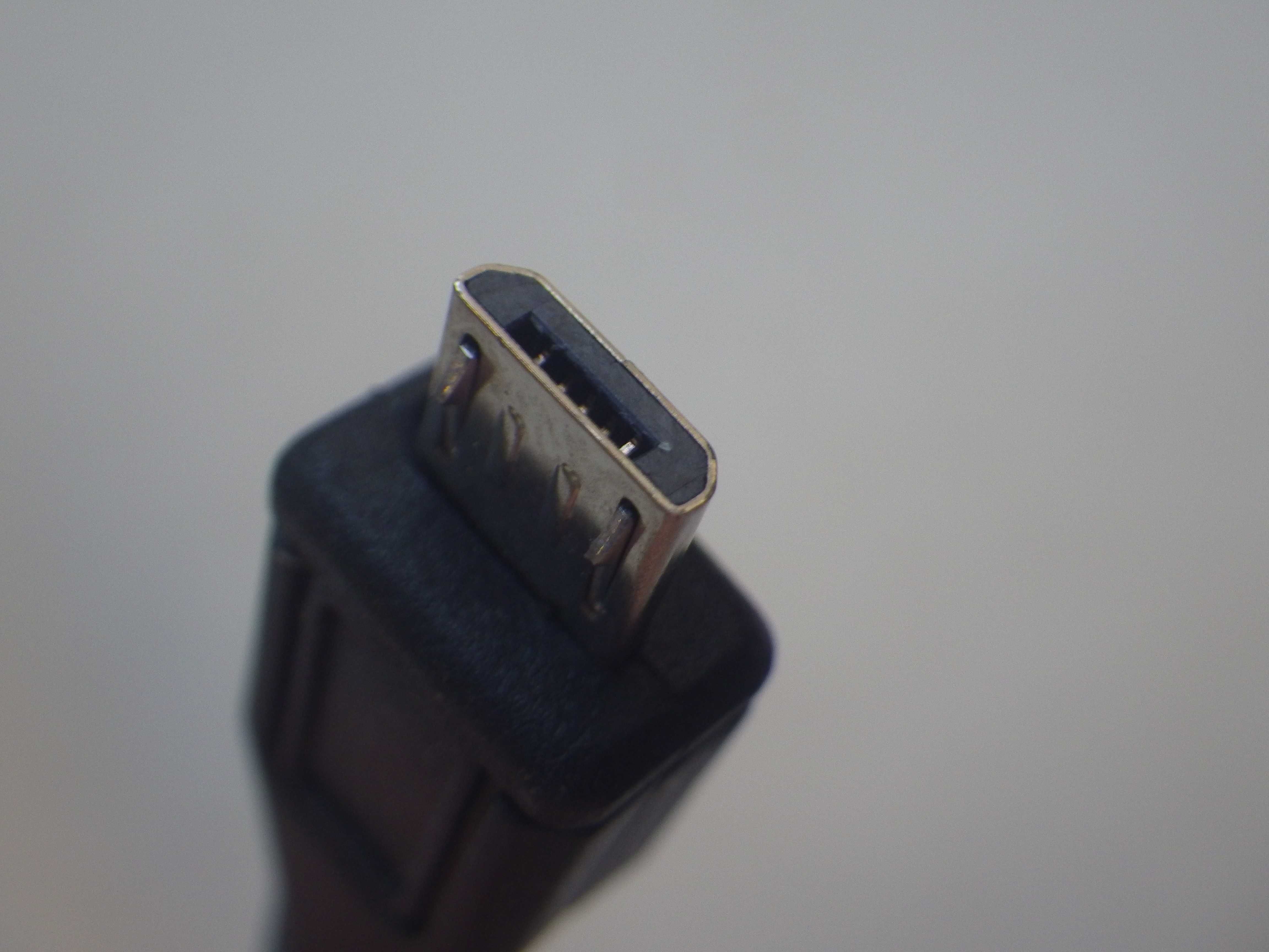 Кабель USB – microUSB, длина 0,5 м, новый.