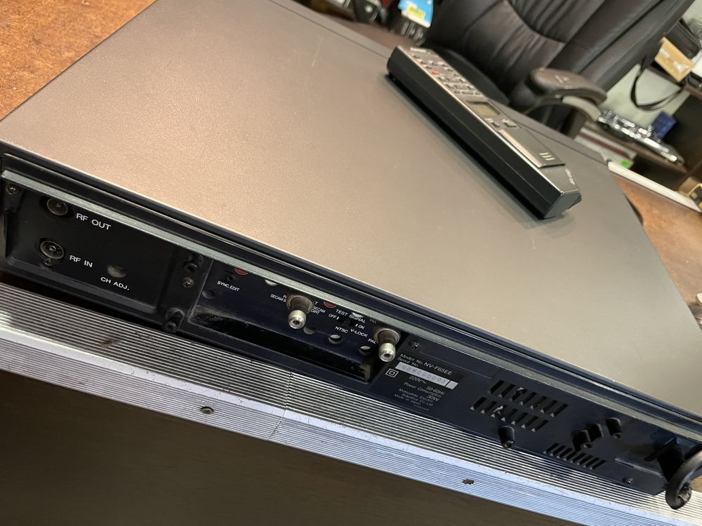 Magnetowid Panasonic NV-F65 HQ Hi-Fi VHS